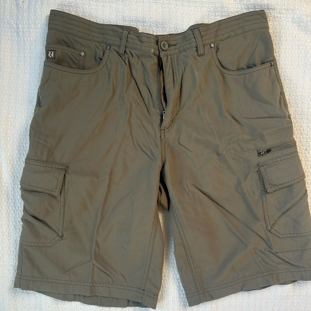 Royal Robbin’s Men’s 38 Shorts W/ Pockets